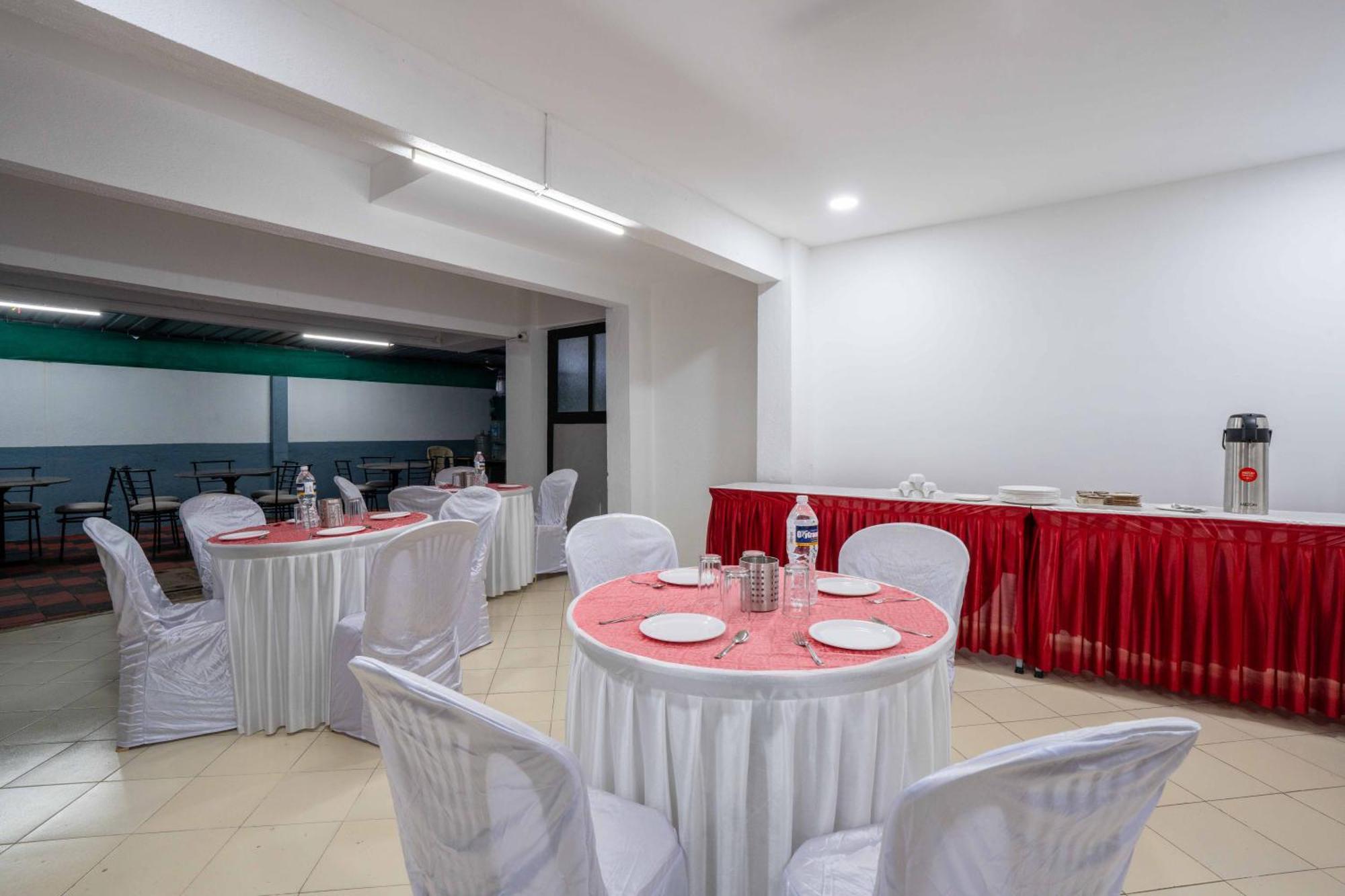 פונה Treebo Royal Comfort Atithi מראה חיצוני תמונה